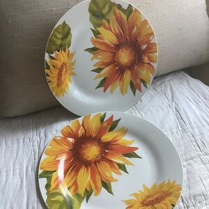 SET OF TWO ROYAL NORFOLK SUNFLOWER DINNER PLATES